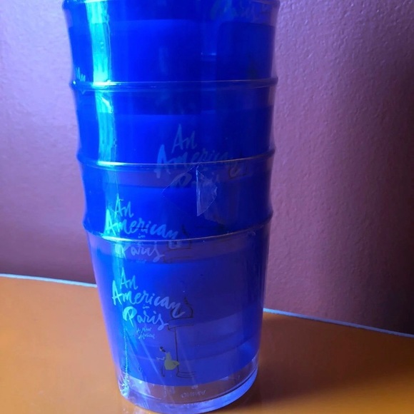 ❤️NWT An American in Paris Plastic Cup Set of Six - Picture 4 of 6